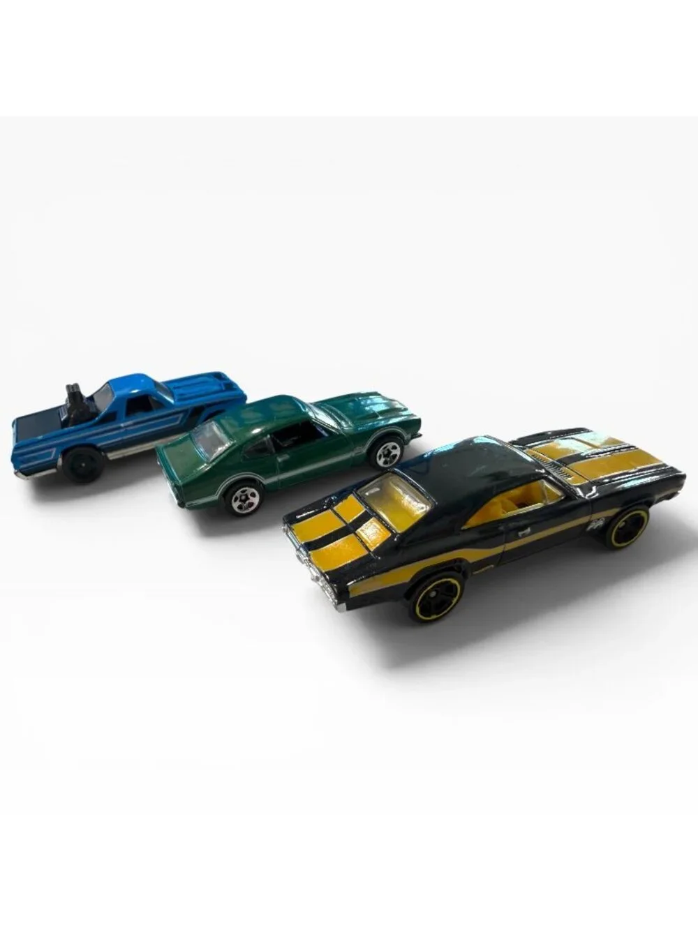 Hot Wheels Classic Muscle Car Lot Dodge Charger, Maverick Grabber, El Camino